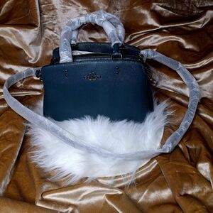 COACH MINI LILLIE CARRYALL